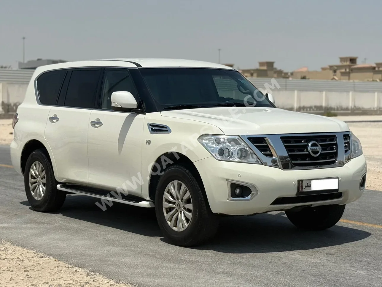 Nissan  Patrol  SE  2016  Automatic  284,000 Km  8 Cylinder  Four Wheel Drive (4WD)  SUV  White