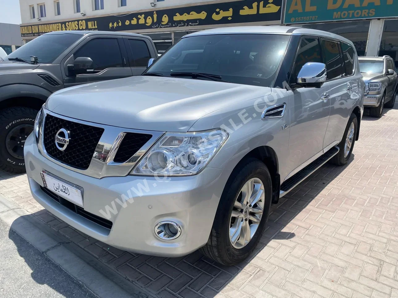 Nissan  Patrol  LE  2013  Automatic  253,000 Km  8 Cylinder  Four Wheel Drive (4WD)  SUV  Silver