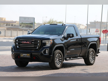 GMC  Sierra  AT4  2021  Automatic  57,000 Km  8 Cylinder  Four Wheel Drive (4WD)  Pick Up  Black