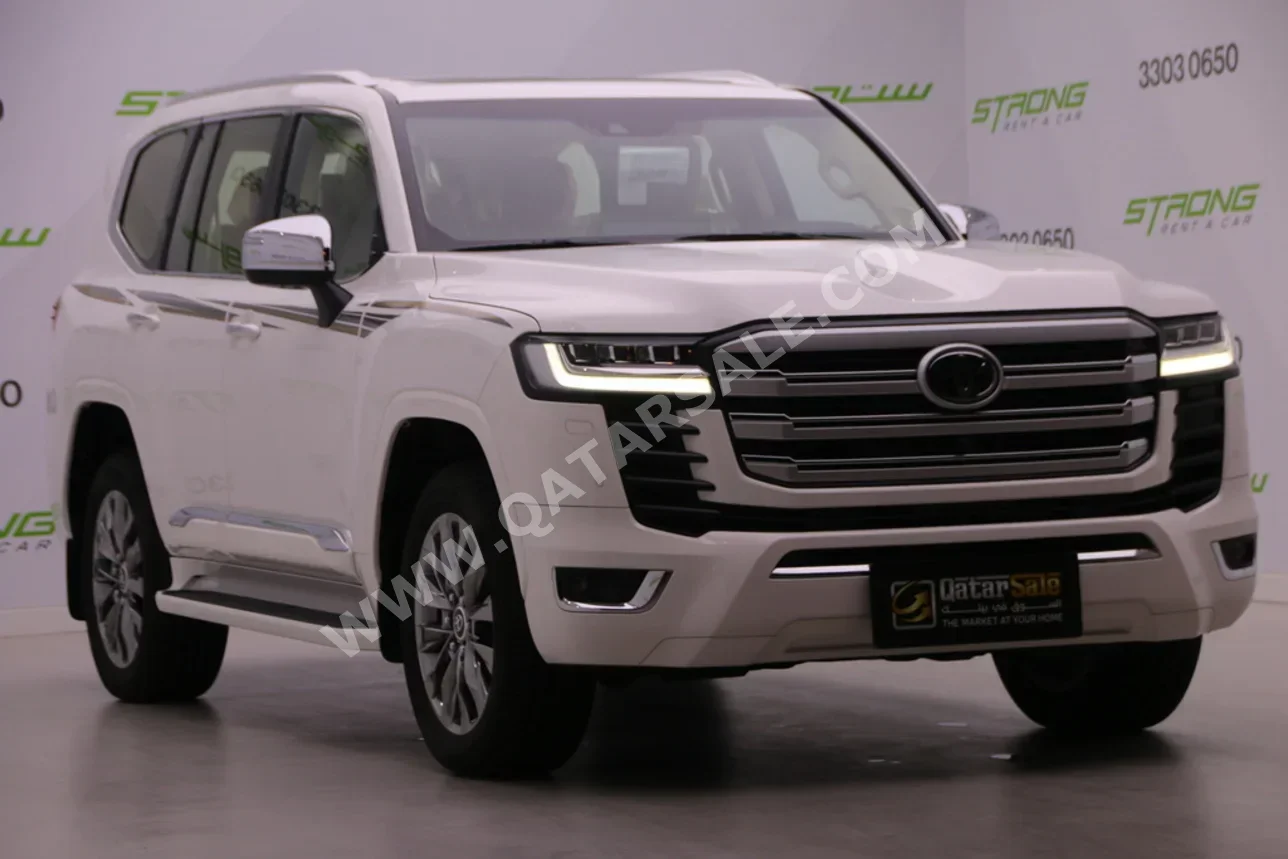 Toyota  Land Cruiser  VXR Twin Turbo  2024  Automatic  4,000 Km  6 Cylinder  Four Wheel Drive (4WD)  SUV  White  With Warranty