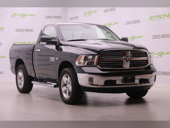 Dodge  Ram  2017  Automatic  240,000 Km  8 Cylinder  Four Wheel Drive (4WD)  Pick Up  Black