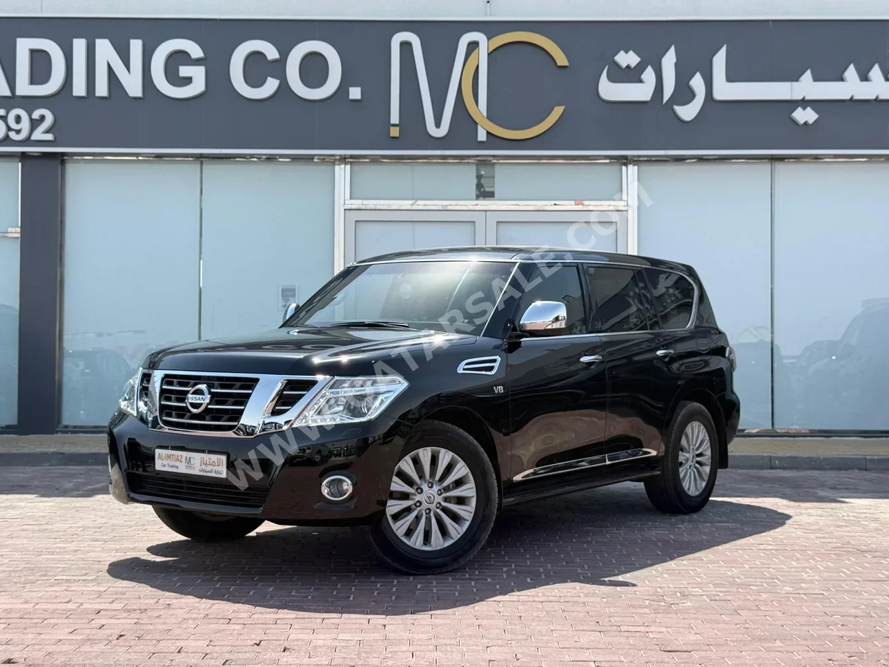 Nissan  Patrol  Titanium  2017  Automatic  293,000 Km  8 Cylinder  Four Wheel Drive (4WD)  SUV  Black