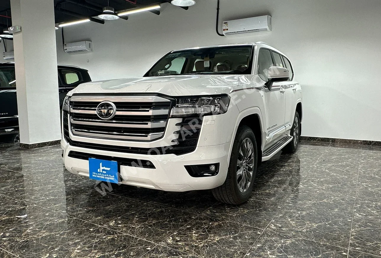 Toyota  Land Cruiser  GXR Twin Turbo  2025  Automatic  0 Km  6 Cylinder  Four Wheel Drive (4WD)  SUV  White