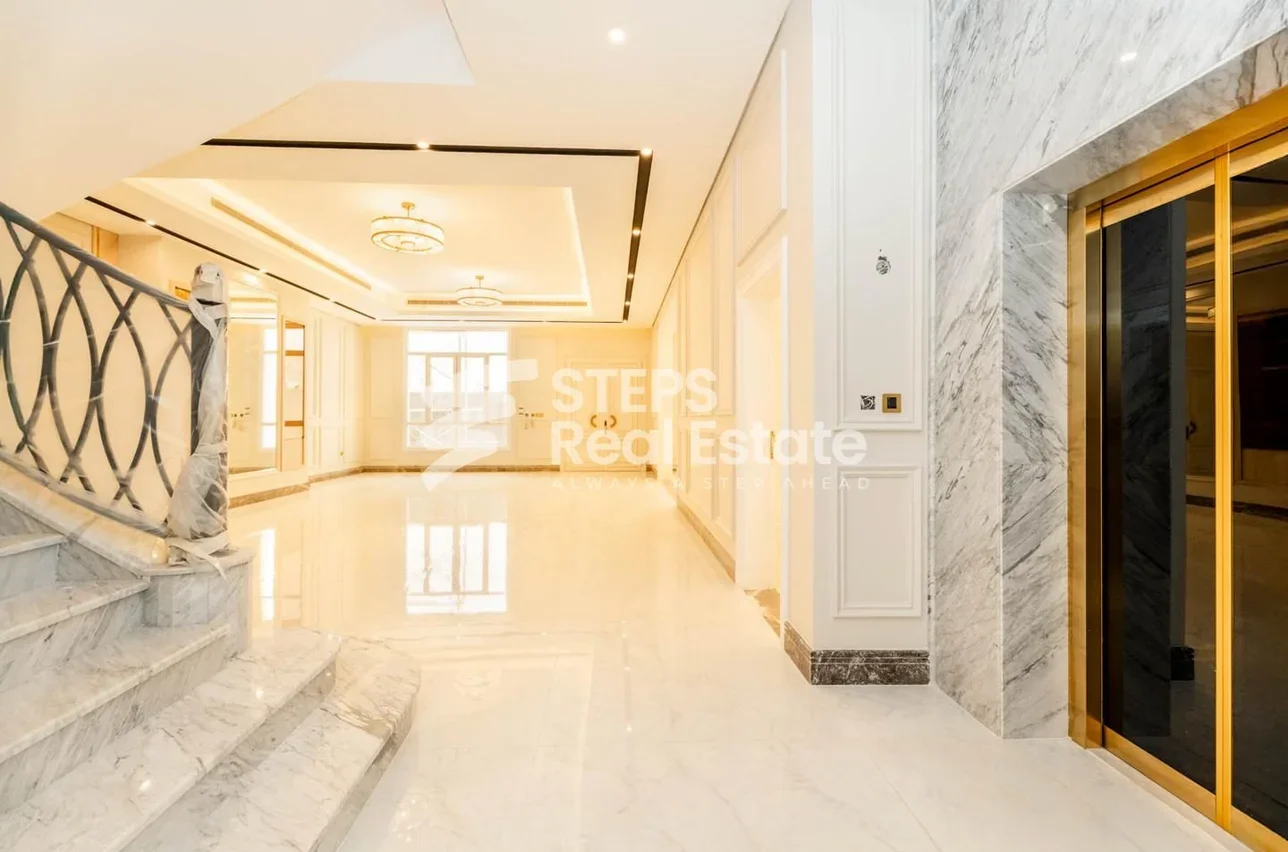 Family Residential  - Not Furnished  - Al Wakrah  - Al Wukair  - 9 Bedrooms