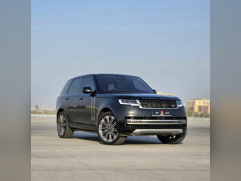 Land Rover  Range Rover  Vogue HSE  2022  Automatic  70,000 Km  8 Cylinder  Four Wheel Drive (4WD)  SUV  Black  With Warranty
