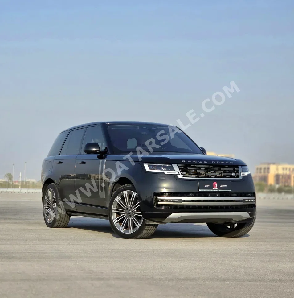 Land Rover  Range Rover  Vogue HSE  2022  Automatic  70,000 Km  8 Cylinder  Four Wheel Drive (4WD)  SUV  Black