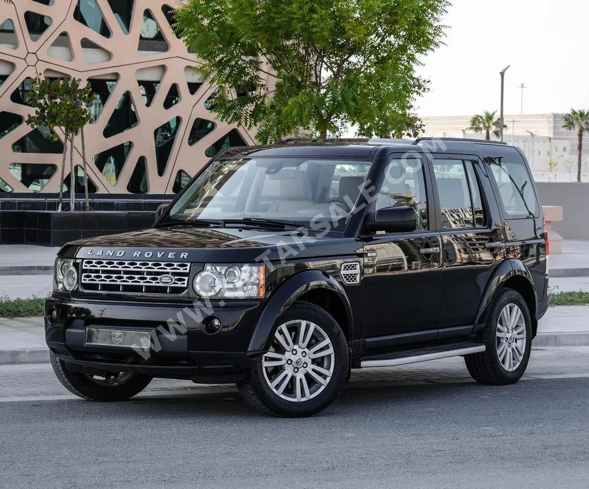 Land Rover  LR2  2013  Automatic  74,000 Km  4 Cylinder  Four Wheel Drive (4WD)  SUV  Black