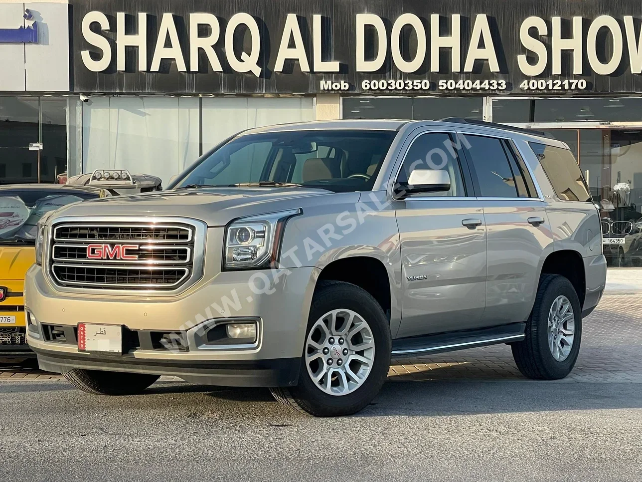 GMC  Yukon  2015  Automatic  85,000 Km  8 Cylinder  Four Wheel Drive (4WD)  SUV  Gold
