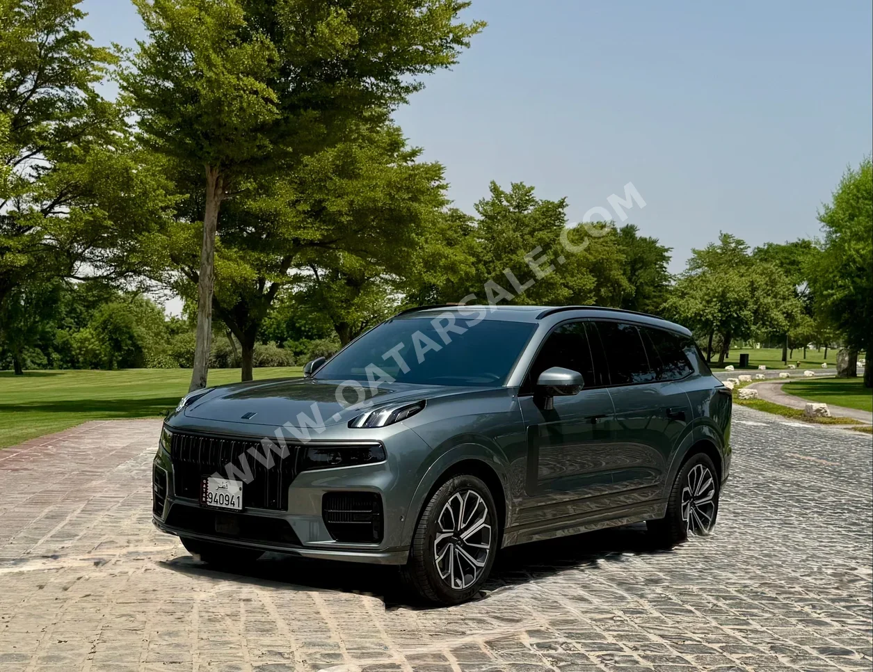 Lynk & Co  09  Halo  2024  Automatic  8,500 Km  4 Cylinder  All Wheel Drive (AWD)  SUV  Gray  With Warranty