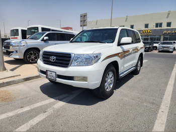 Toyota  Land Cruiser  GX  2009  Automatic  407,000 Km  6 Cylinder  Four Wheel Drive (4WD)  SUV  White