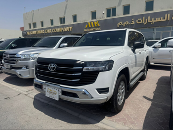 Toyota  Land Cruiser  GX  2024  Automatic  36,000 Km  6 Cylinder  Four Wheel Drive (4WD)  SUV  White  With Warranty