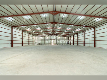 Warehouses & Stores - Al Wakrah  - Barkit Al Awamer  -Area Size: 4000 Square Meter