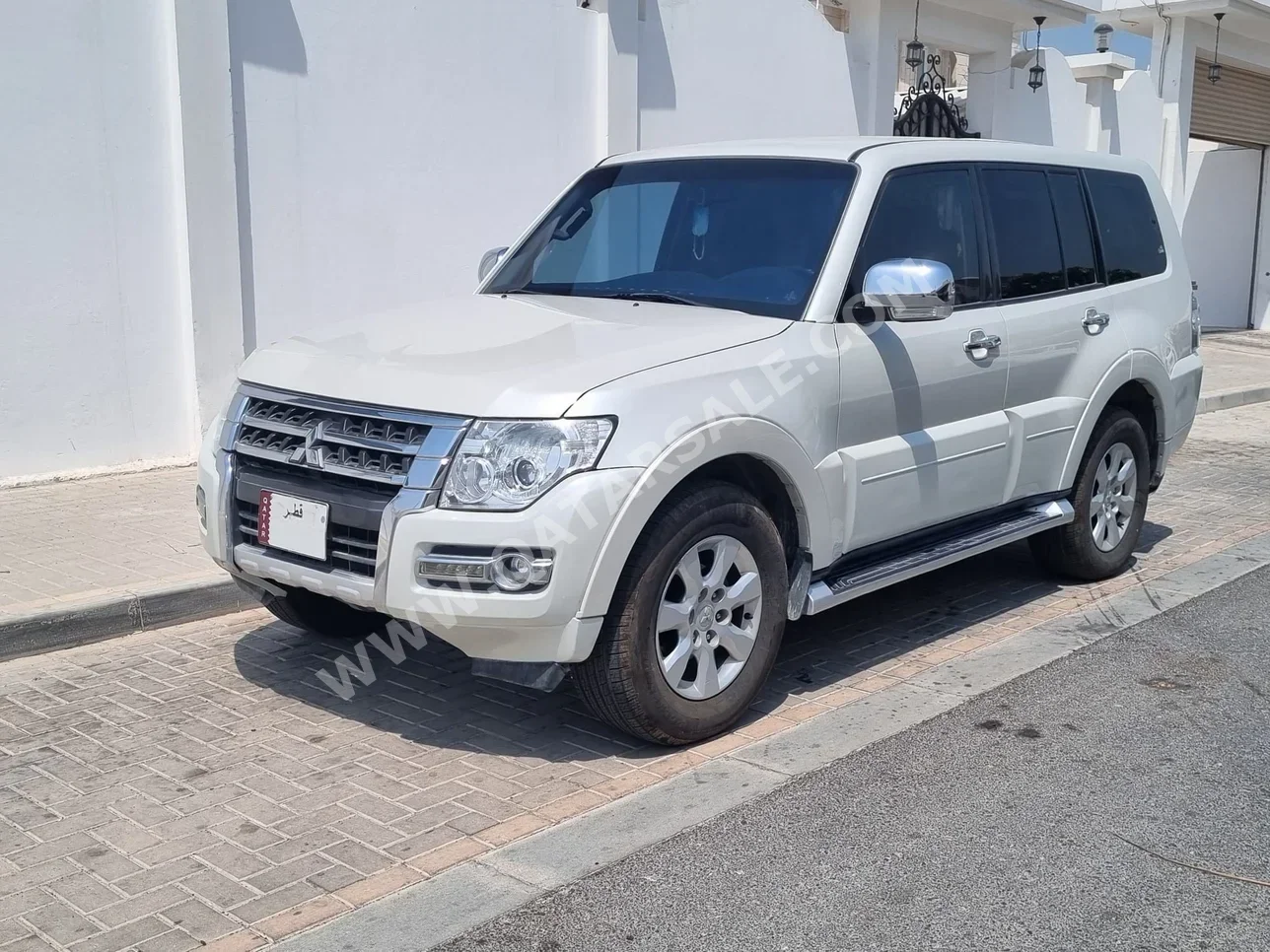 Mitsubishi  Pajero  GLS  2015  Automatic  149,900 Km  6 Cylinder  Four Wheel Drive (4WD)  SUV  White