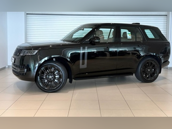 Land Rover  Range Rover  HSE  2025  Automatic  227 Km  6 Cylinder  Four Wheel Drive (4WD)  SUV  Black  With Warranty