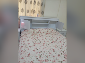 Bedroom Sets - 4 Pieces Set  - White
