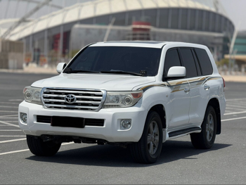 Toyota  Land Cruiser  GX  2008  Automatic  280,000 Km  6 Cylinder  Four Wheel Drive (4WD)  SUV  White