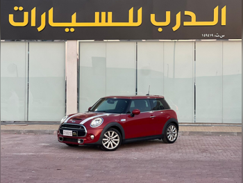Mini  Cooper  S  2016  Automatic  82,000 Km  4 Cylinder  Front Wheel Drive (FWD)  Hatchback  Red