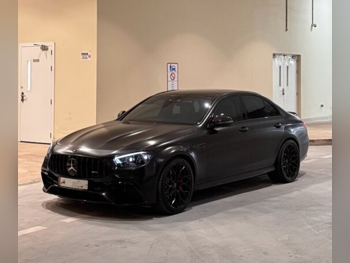 مرسيدس - بنز  اي - كلاس  63S AMG  2021  اوتوماتيك  62,000 كم  8 سلندر  دفع كلي مستمر  سيدان  اسود مطفي