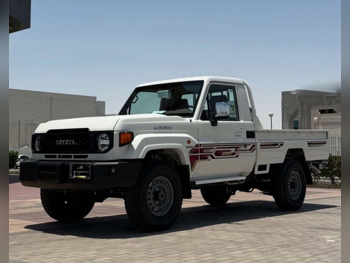Toyota  Land Cruiser  LX  2025  Manual  0 Km  6 Cylinder  Four Wheel Drive (4WD)  Pick Up  White  With Warranty