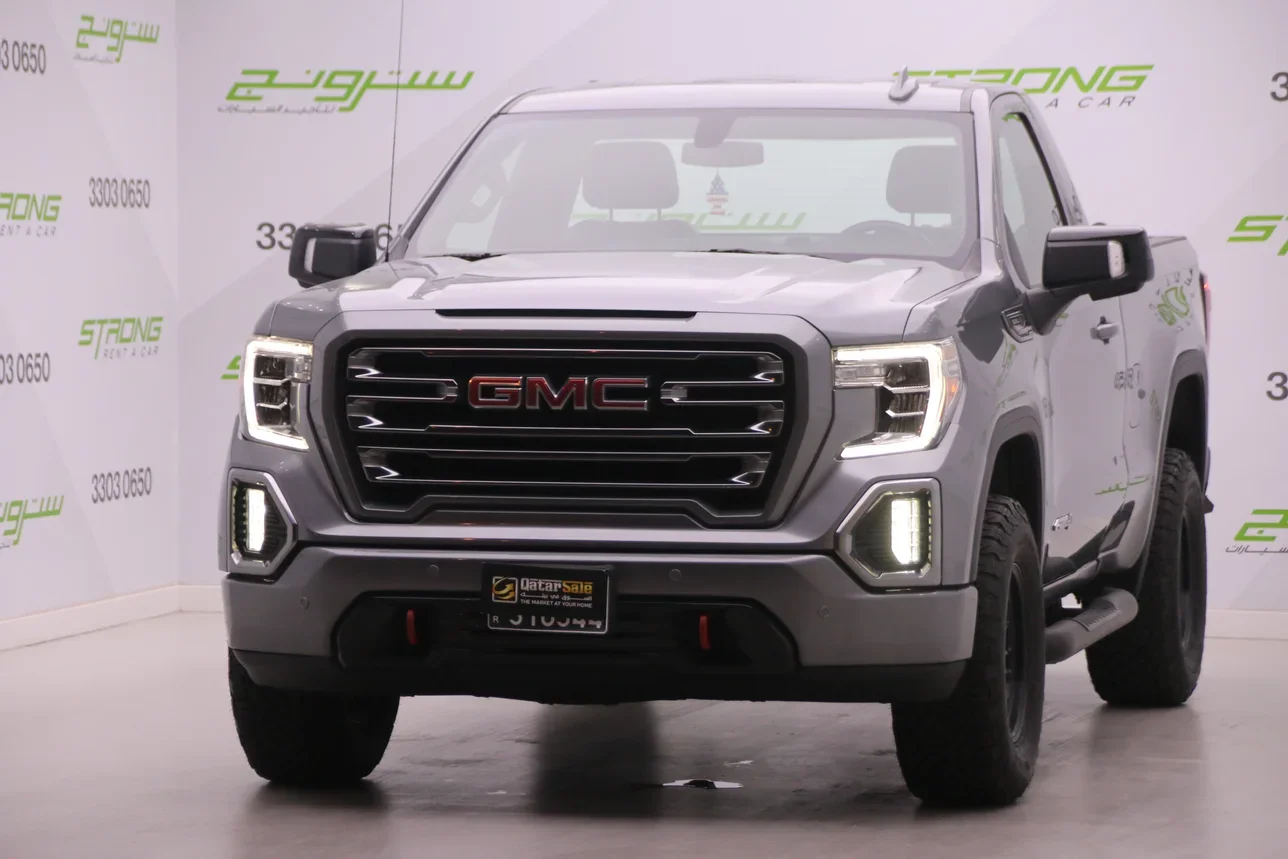 GMC  Sierra  AT4  2021  Automatic  81,000 Km  8 Cylinder  Four Wheel Drive (4WD)  Pick Up  Gray