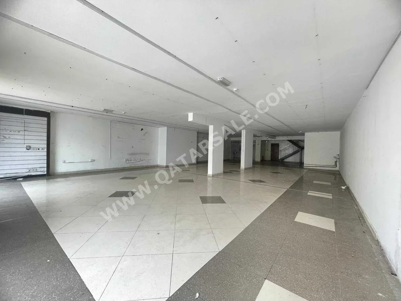 Commercial Shops - Not Furnished  - Doha  For Rent