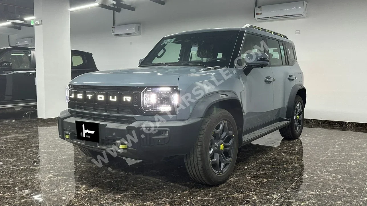 Jetour  T2  2025  Automatic  0 Km  4 Cylinder  Four Wheel Drive (4WD)  SUV  Sky Blue  With Warranty
