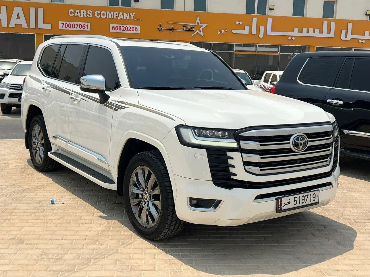 Toyota  Land Cruiser  VXR Twin Turbo  2024  Automatic  63,000 Km  6 Cylinder  Four Wheel Drive (4WD)  SUV  White  With Warranty