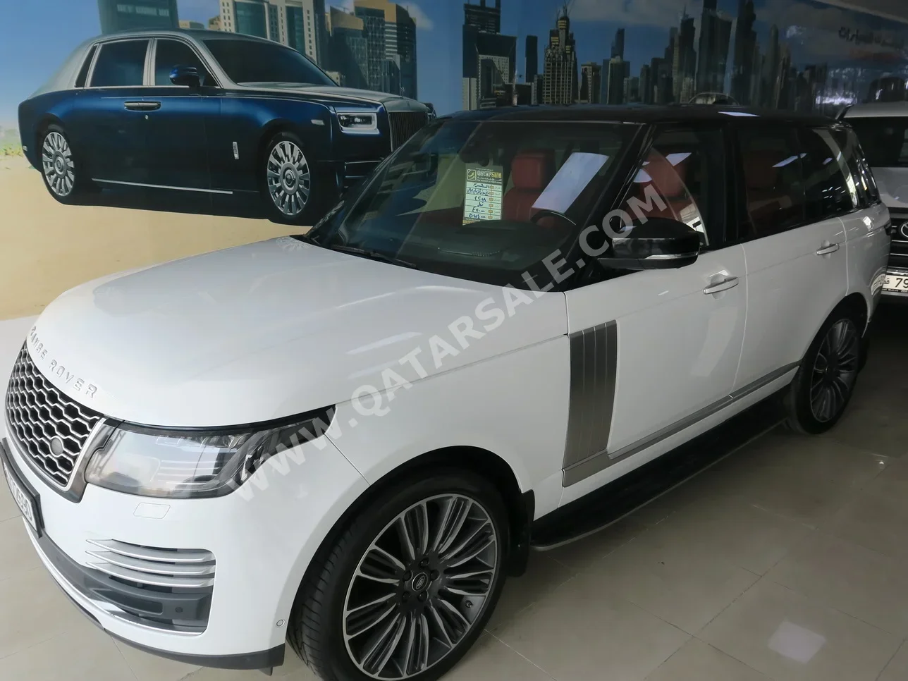 Land Rover  Range Rover  Vogue  Autobiography  2018  Automatic  70,000 Km  8 Cylinder  Four Wheel Drive (4WD)  SUV  White