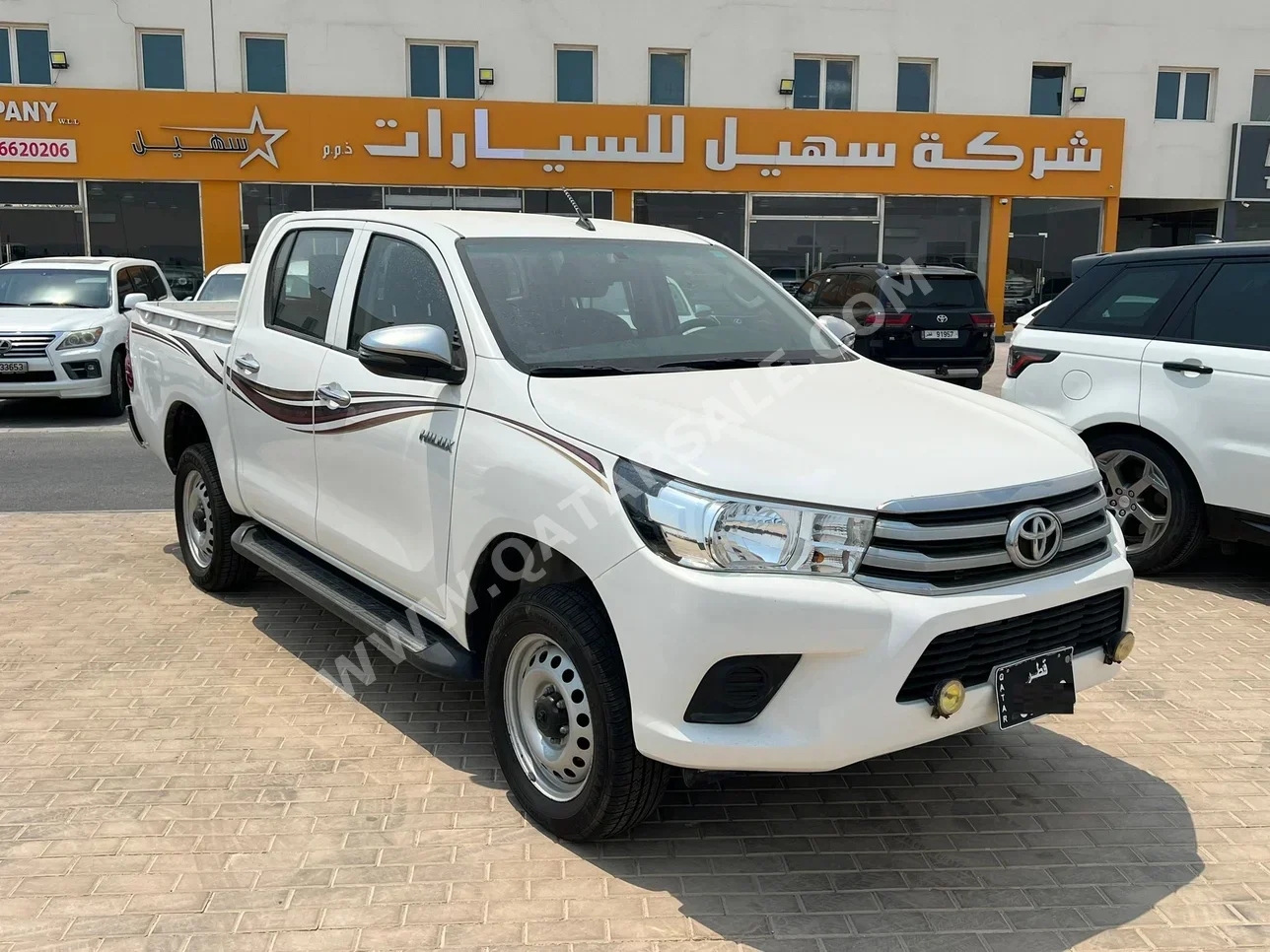 تويوتا  هاي لوكس  2019  اوتوماتيك  73,000 كم  4 سلندر  دفع رباعي  بيكب  أبيض