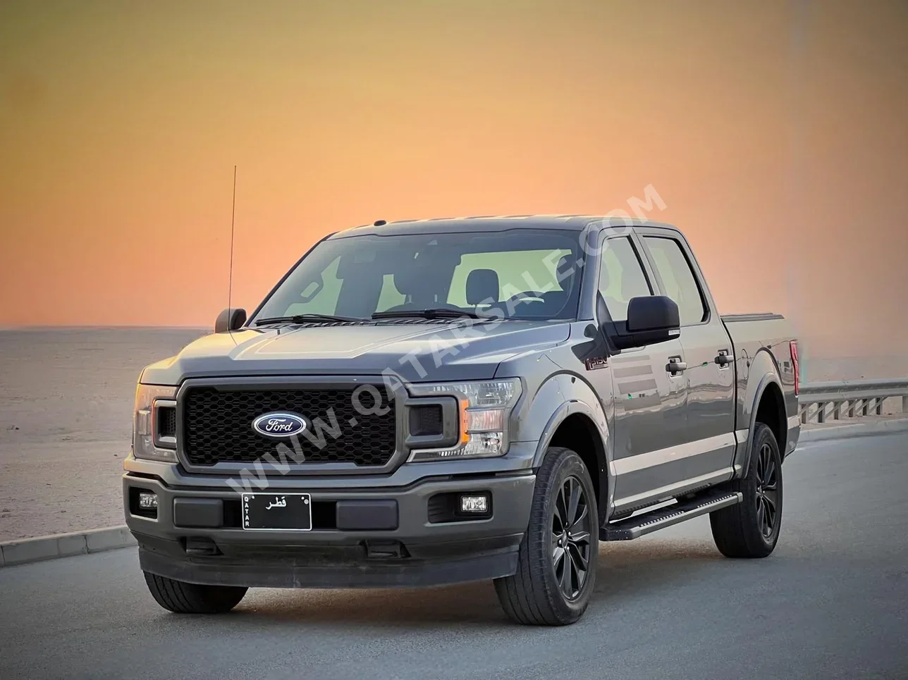 Ford  F  150 XLT  2020  Automatic  101,000 Km  6 Cylinder  Four Wheel Drive (4WD)  Pick Up  Gray