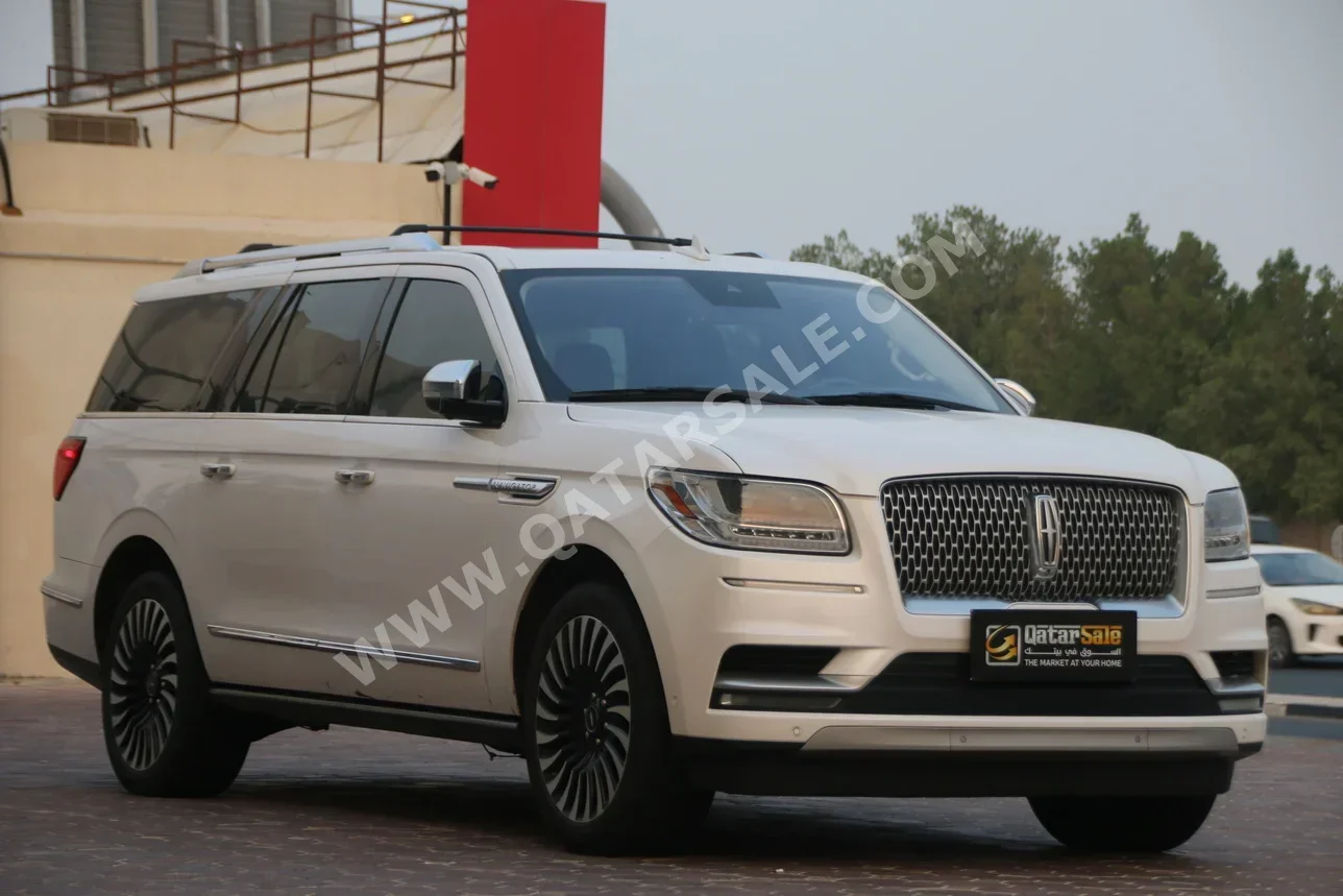 Lincoln  Navigator  Presidential  2018  Automatic  120,000 Km  6 Cylinder  Rear Wheel Drive (RWD)  SUV  White
