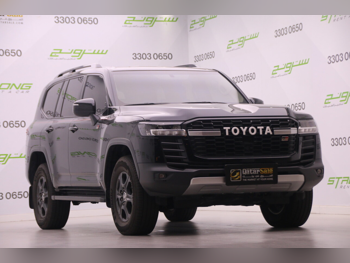 تويوتا  لاند كروزر  جي اكس ار  2022  اوتوماتيك  100,000 كم  6 سلندر  دفع رباعي  اس يو في  أسود