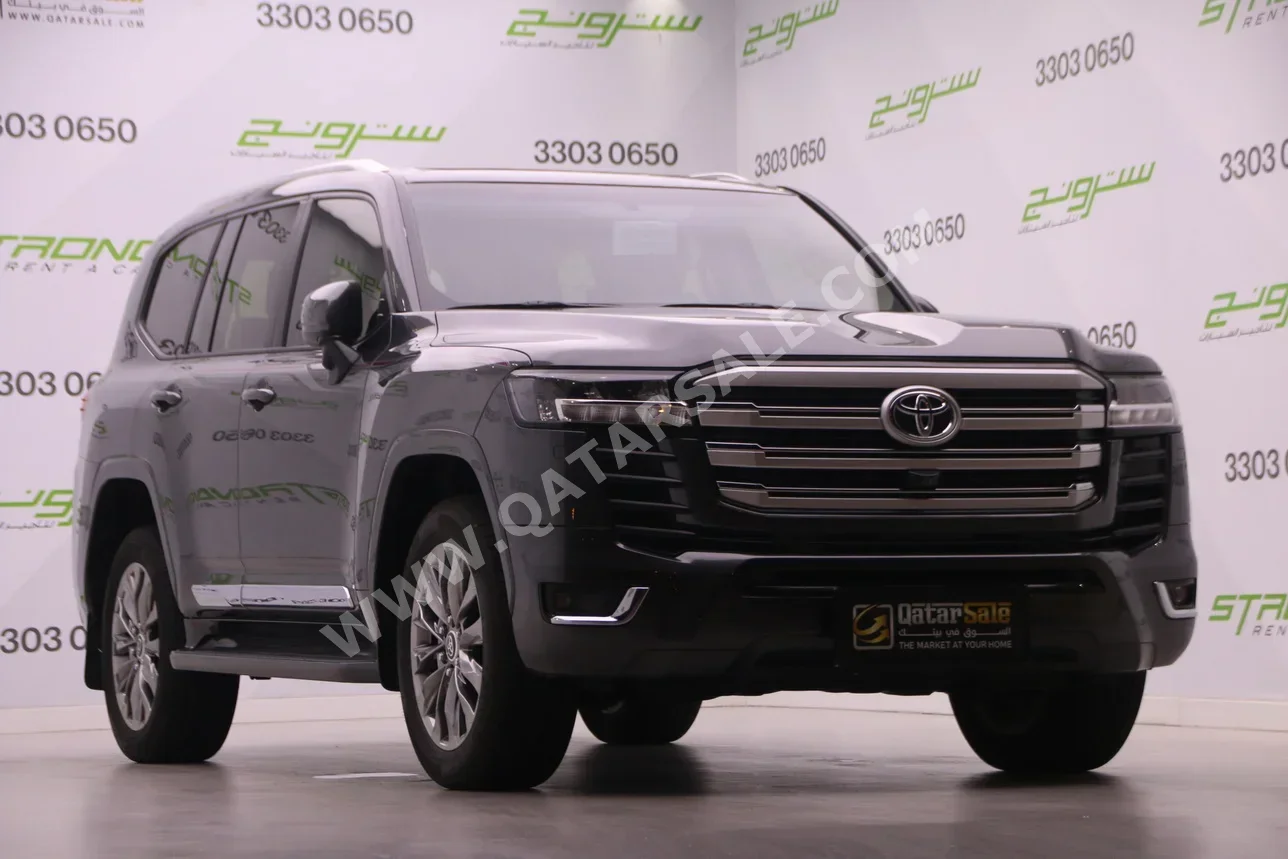 Toyota  Land Cruiser  GXR Twin Turbo  2024  Automatic  38,000 Km  6 Cylinder  Four Wheel Drive (4WD)  SUV  Gray  With Warranty