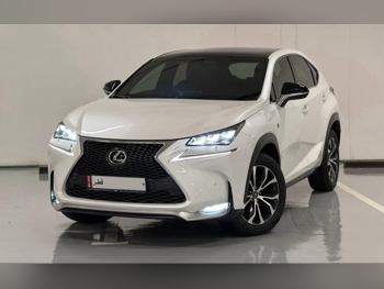 لكزس ان اكس 200تي اف سبورت 2017 اوتوماتيك 99,000 كم 4 سلندر دفع رباعي اس يو في أبيض