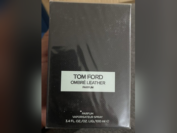 العطور والعناية بالجسم عطور  كلا الجنسين  Tom Ford Ombre Leather  سويسرا  EDP