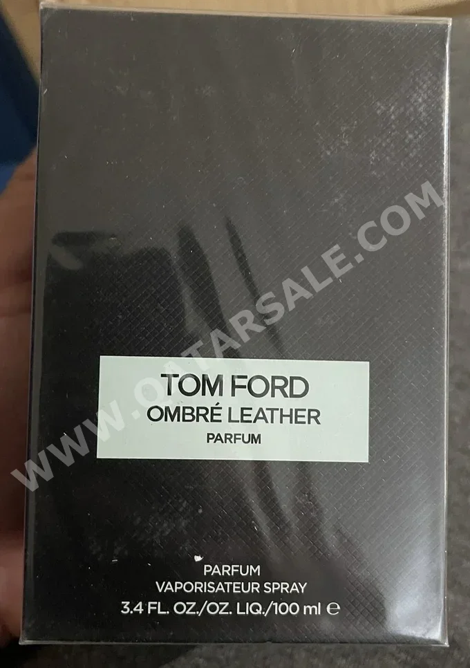 العطور والعناية بالجسم عطور  كلا الجنسين  Tom Ford Ombre Leather  سويسرا  EDP