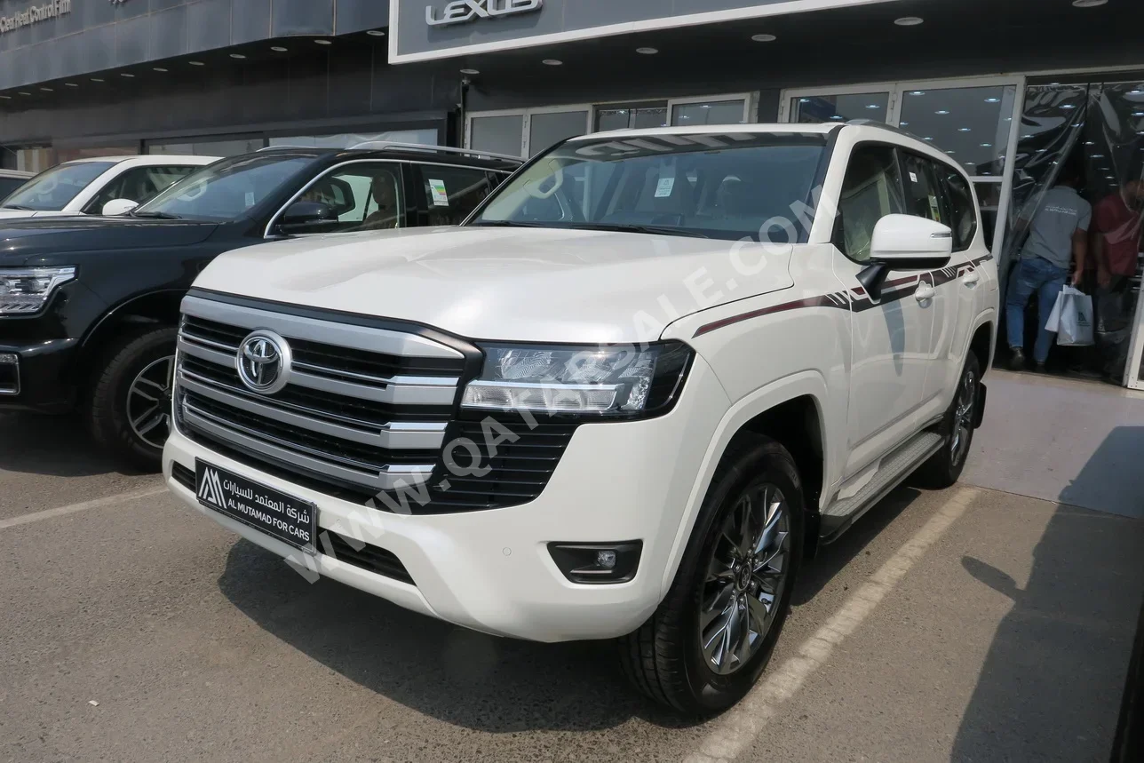 Toyota  Land Cruiser  GXR  2025  Automatic  0 Km  6 Cylinder  Four Wheel Drive (4WD)  SUV  White  With Warranty