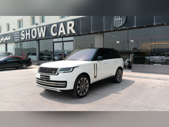 Land Rover  Range Rover  Vogue HSE  2022  Automatic  57,000 Km  8 Cylinder  Four Wheel Drive (4WD)  SUV  White  With Warranty