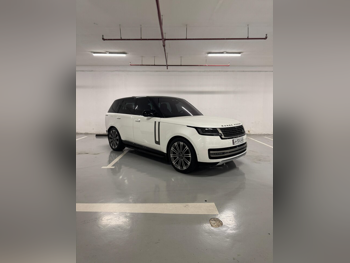Land Rover  Range Rover  Vogue HSE  2023  Automatic  58,000 Km  6 Cylinder  Four Wheel Drive (4WD)  SUV  White  With Warranty