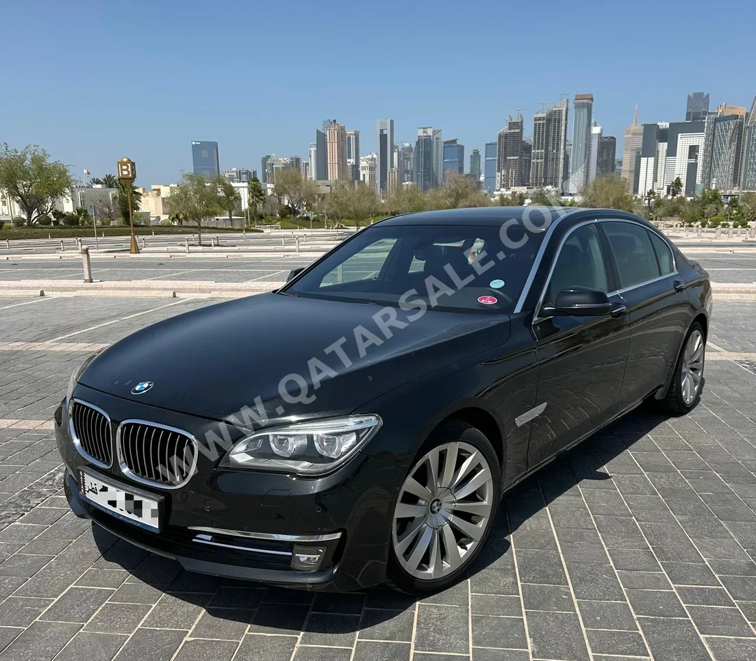 بي ام دبليو  الفئة - السابعة  740 Li  2013  اوتوماتيك  167,000 كم  6 سلندر  دفع خلفي  سيدان  أسود