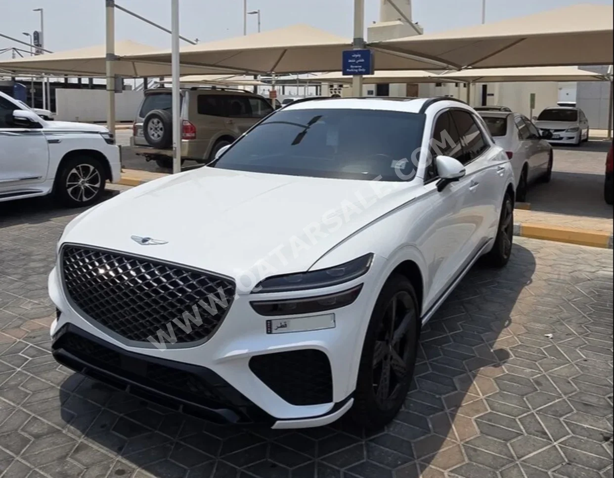 Genesis  GV 70  2022  Automatic  62,538 Km  6 Cylinder  All Wheel Drive (AWD)  SUV  White  With Warranty