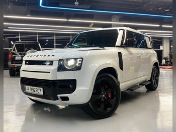 Land Rover  Defender  110 HSE  2022  Automatic  83,000 Km  6 Cylinder  Four Wheel Drive (4WD)  SUV  White  With Warranty