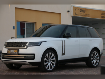Land Rover  Range Rover Vouge Super charged  SUV 4x4  White  2025