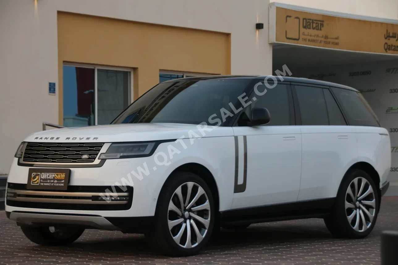 Land Rover  Range Rover Vouge Super charged  SUV 4x4  White  2025
