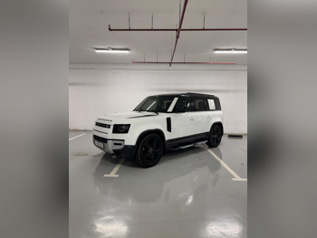 Land Rover  Defender  110 HSE  2024  Automatic  50,000 Km  6 Cylinder  Four Wheel Drive (4WD)  SUV  White  With Warranty