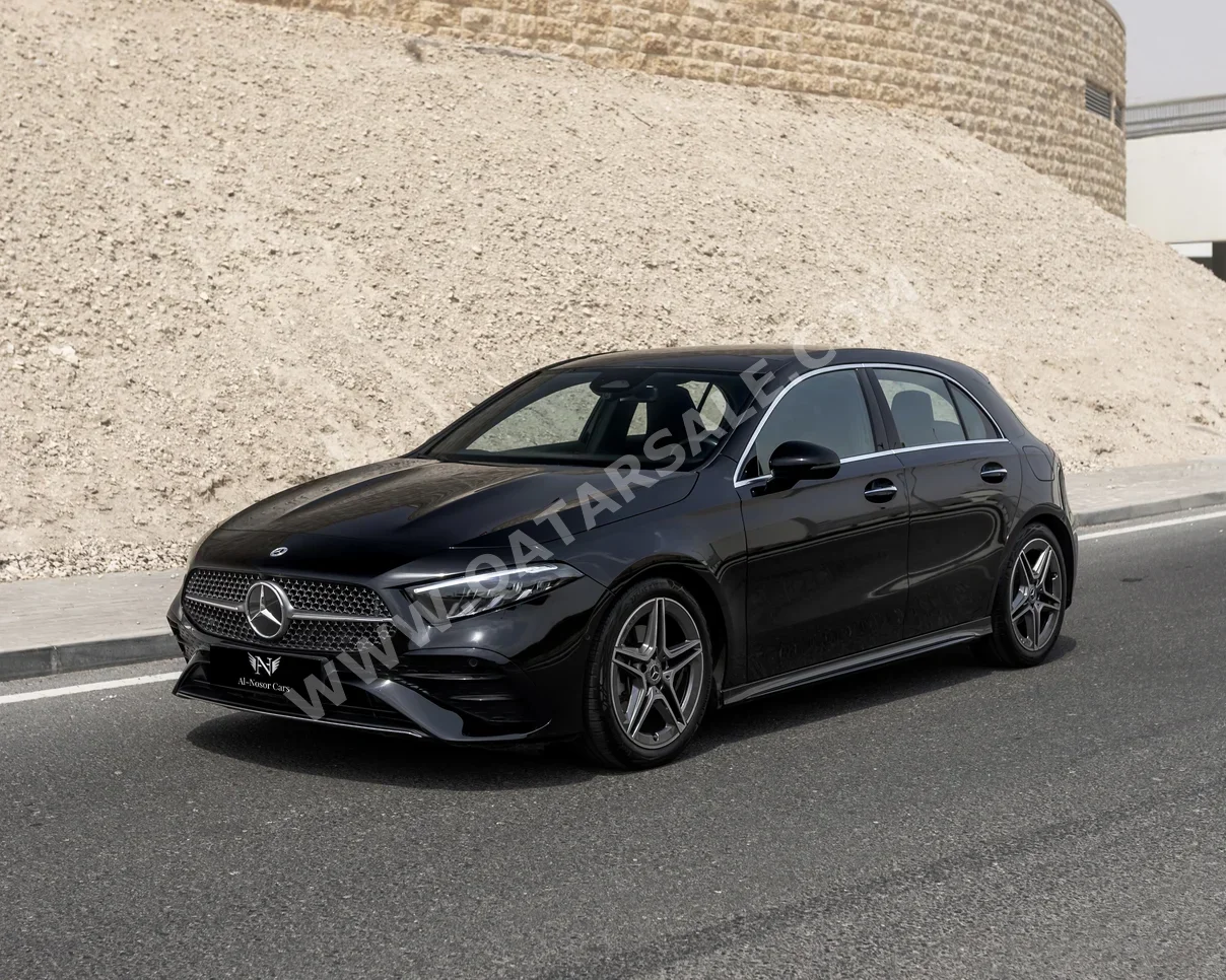 Mercedes-Benz  A-Class  200  2023  Automatic  19,000 Km  4 Cylinder  Front Wheel Drive (FWD)  Hatchback  Black  With Warranty