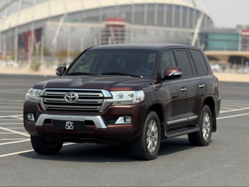 Toyota  Land Cruiser  GXR  2016  Automatic  250,000 Km  6 Cylinder  Four Wheel Drive (4WD)  SUV  Brown