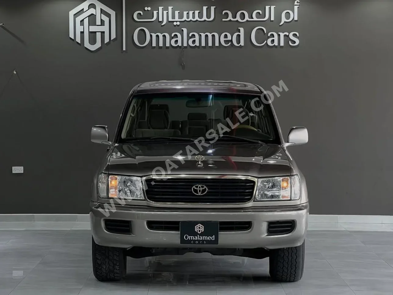 تويوتا  لاند كروزر  جي اكس ار  2001  اوتوماتيك  560,000 كم  6 سلندر  دفع رباعي  اس يو في  بيج