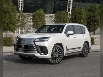 Lexus  LX  600 VIP  2025  Automatic  2,000 Km  6 Cylinder  Four Wheel Drive (4WD)  SUV  White  With Warranty