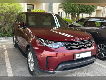 Land Rover  Discovery  2017  Automatic  165,000 Km  6 Cylinder  All Wheel Drive (AWD)  SUV  Red